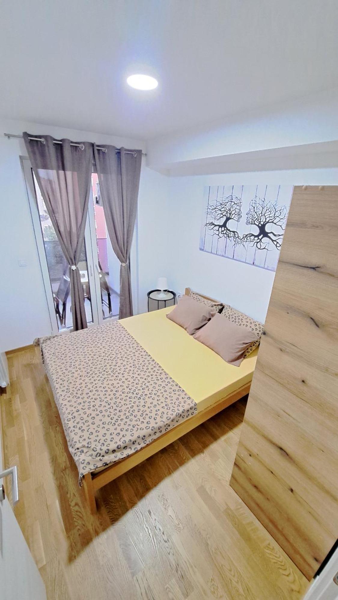 J&J Apartment Skopje Exterior foto
